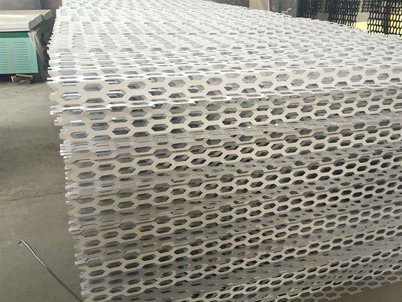 上海大孔冲孔铝板幕墙