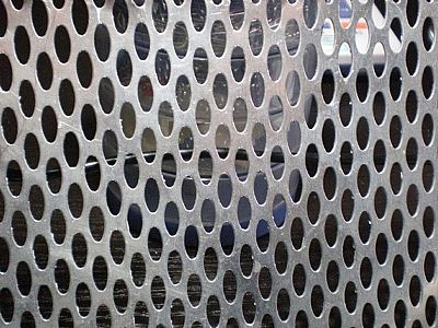 北京冲孔板不锈钢材质的特性