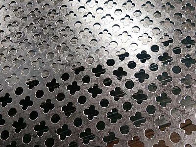 日照镀锌冲孔板厂 异形冲孔铝单板生产厂家 方管冲孔板加工厂