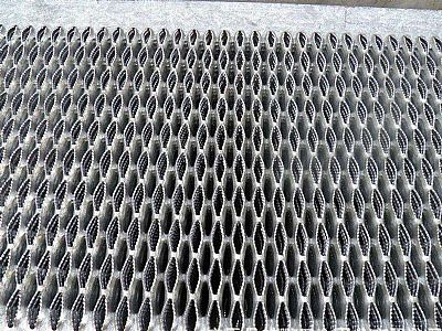 青海多种不锈钢冲孔板联系方式 洞洞板冲孔板哪里买 定制花纹板冲孔