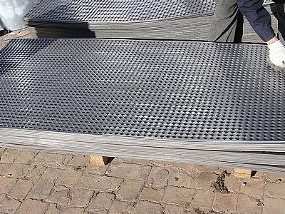 上海型材冲孔板什么价格 角钢冲孔 多种不锈钢冲孔板厂家