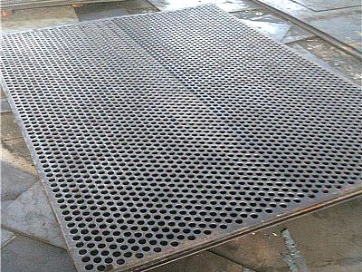 采购304板冲孔 不锈钢板冲孔板加工厂 哪里有冲孔板展台