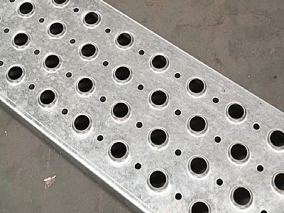 红桥3mm冲孔铝单板 定制钢板冲孔安全板 济南冲孔板
