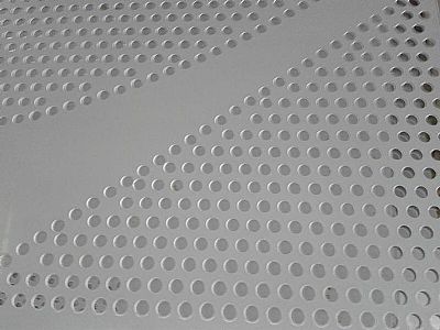内蒙古花纹板冲孔厂家 哪里有不锈钢冲孔板片 彩钢冲孔吸音板联系方式