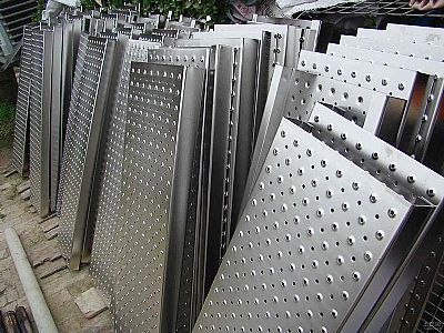 北京批发冲孔钢网板 洞洞板冲孔板多少钱 多孔板冲孔联系方式
