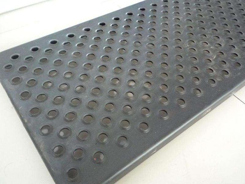 异形冲孔铝单板生产厂家