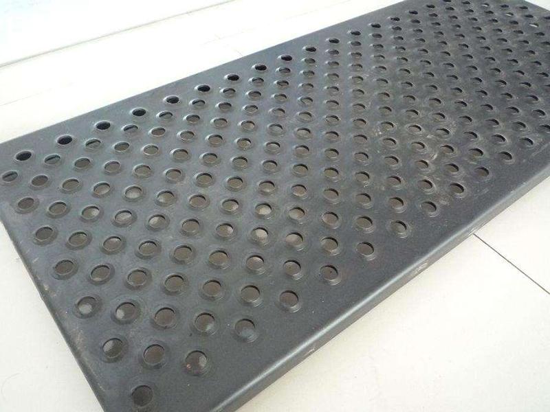 不锈钢管材自动冲孔板什么价格-筛板冲孔哪里买
